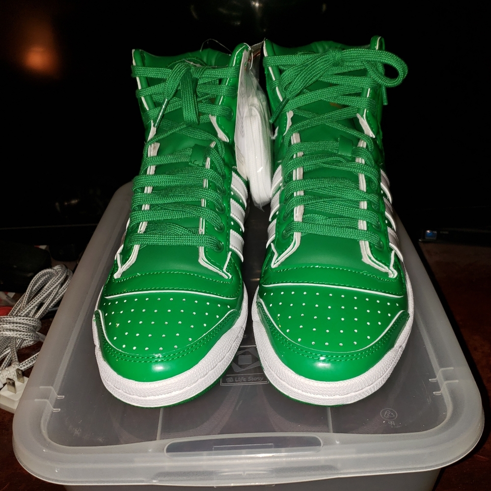 Adidas top ten boston